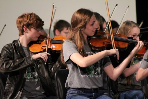 Slideshow: Orchestras Benefit Concert raises over $1,000 for Wounded Warrior Project
