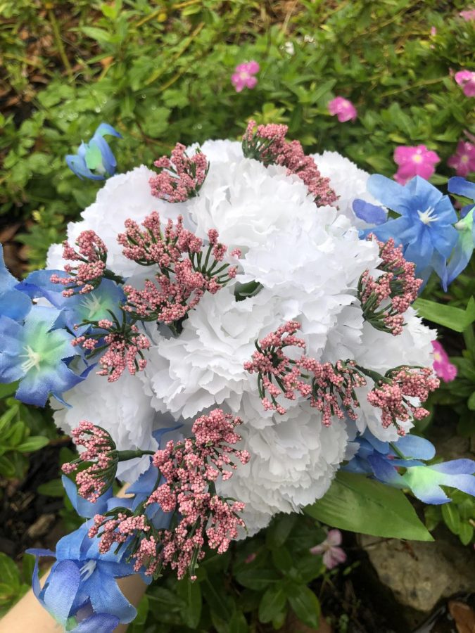 This is my example DIY prom bouquet I made for my 2020 prom.