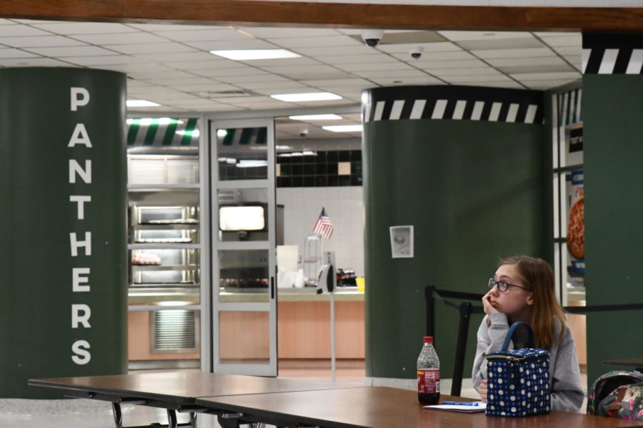 All students in attendance had to stay in the cafeteria during their assigned 30 minute lunch. For the past four years, the students have had an hour to eat and socialize with their friends in almost all areas of the school, while also having clubs and tutoring options.