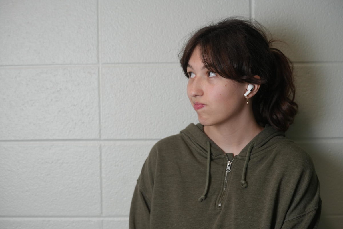 Shelby Townsend listens to music.