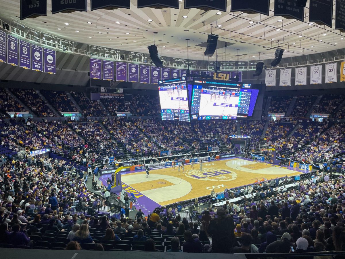 At+the+LSU-Rice+womens+basketball+game+at+the+NCAA+Womens+Tournament%2C+fans+filled+the+Baton+Rouge+Arena.+March+Madness+is+one+of+the+most+popular+sports+events+each+year.+