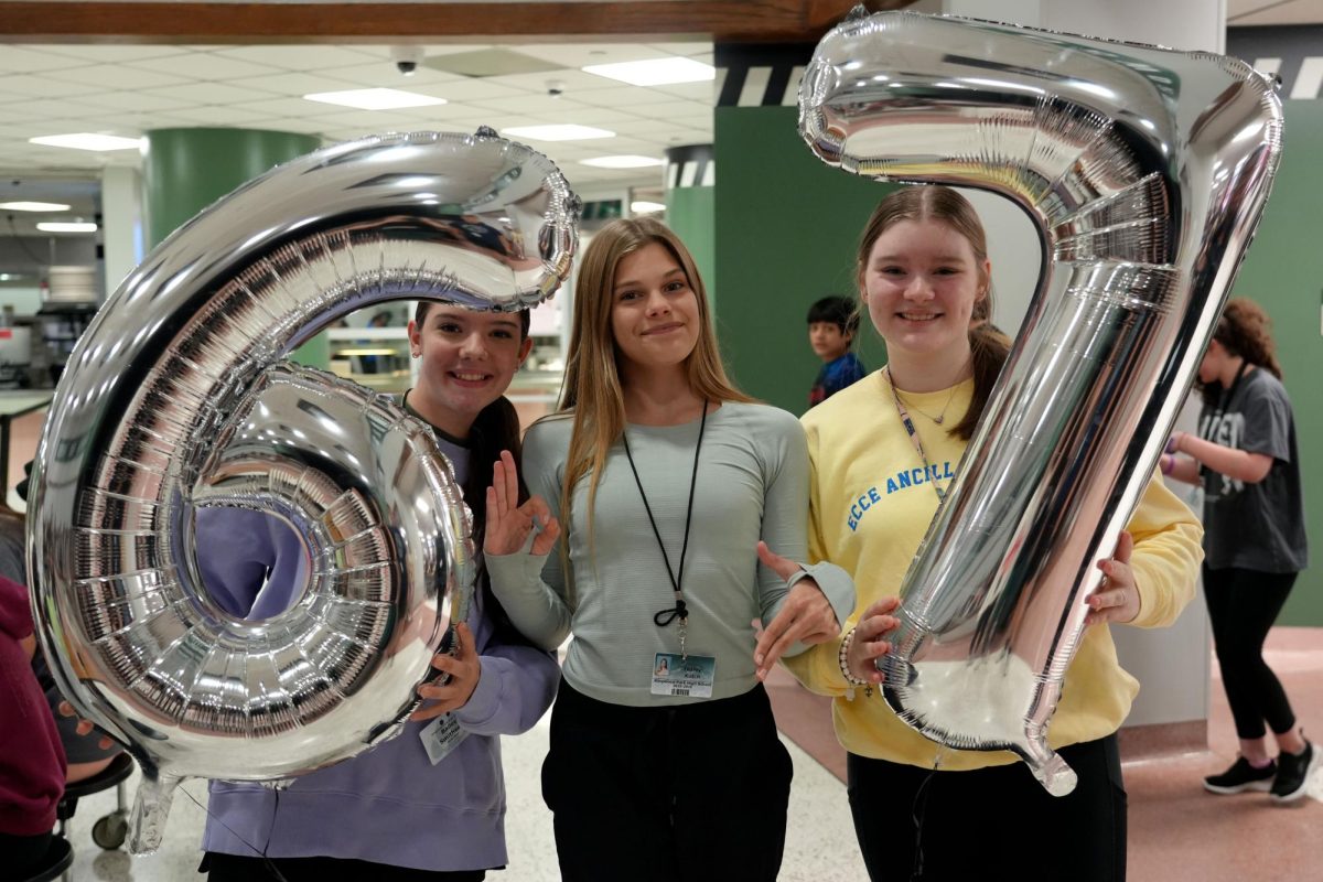 Bailey Smithson, 9, Tealey Kotch, 9, Ava Naquin, 9