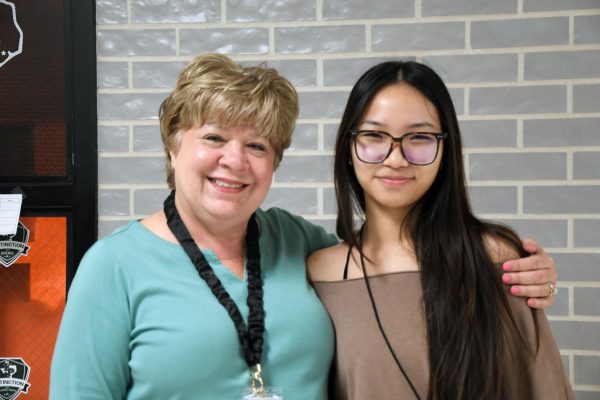 Chemistry teacher Laurie Rosato ends each day with her seventh period class that includes Van Nguyen. 